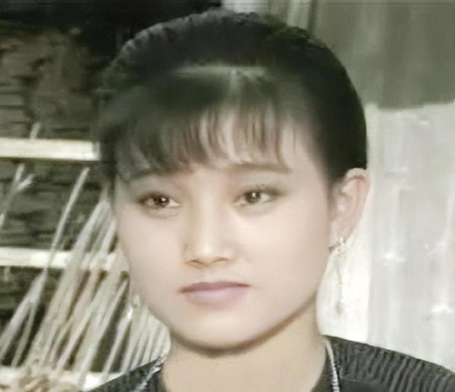 12年原来不止为了家庭李谷一道出真相开元棋牌app59岁宋祖英：退出春晚(图2)