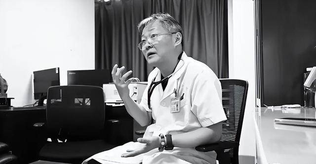 去世最后露面满头白发为学医放弃保送开元棋牌53岁湘雅二医院唐浩医生(图9)